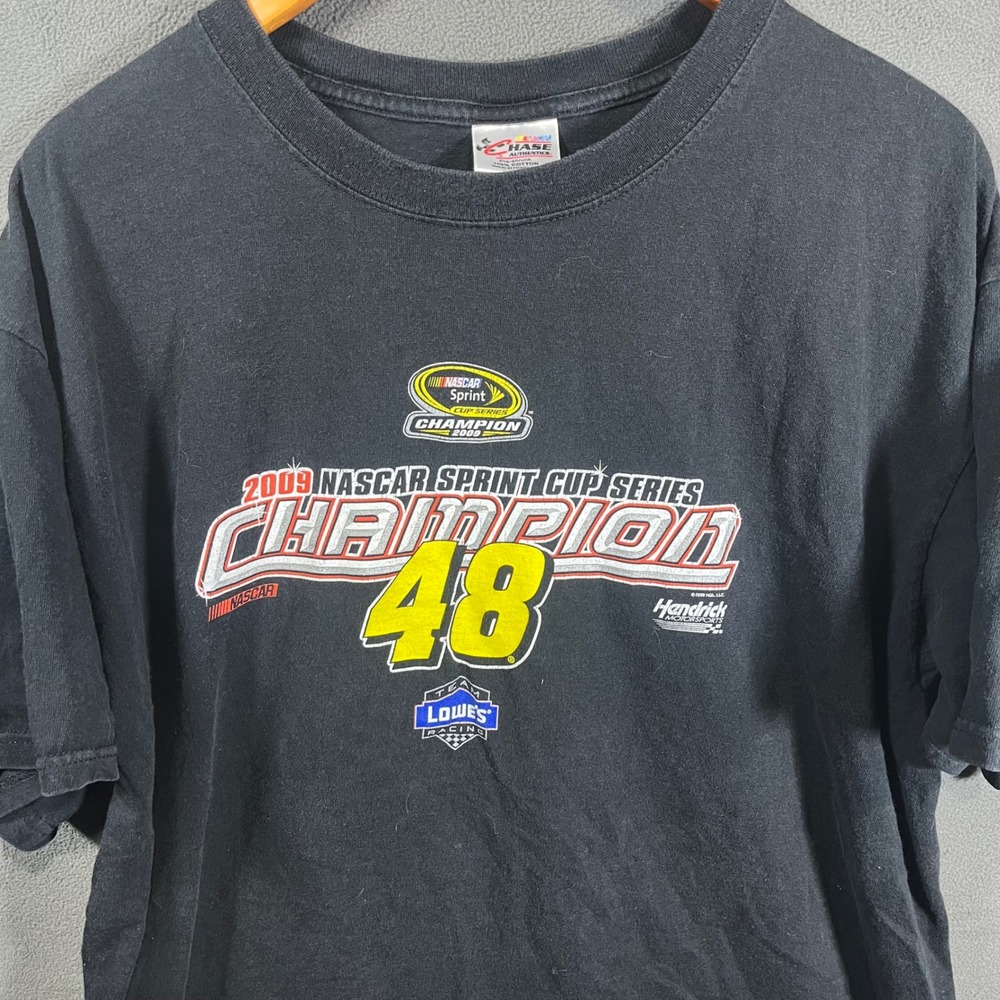 Chase Authentics 2009 NASCAR Sprint Cup Champion Jimmie Johnson 48 Black Tee XL